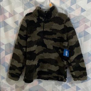 Sherpa Camo Sweater Fuzzy